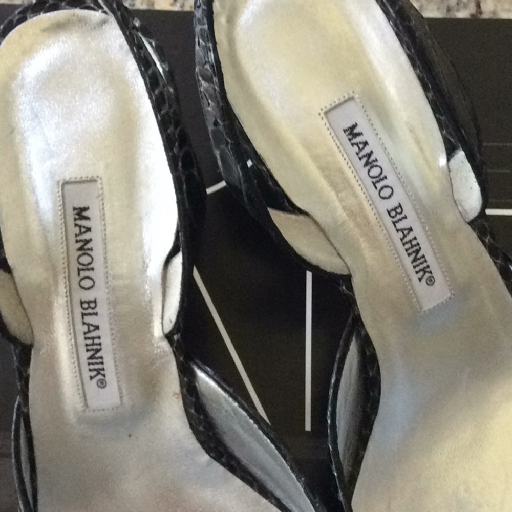🔥MANOLO BLAHNIK slingback with crystal buckles 41 - Picture 4 of 8